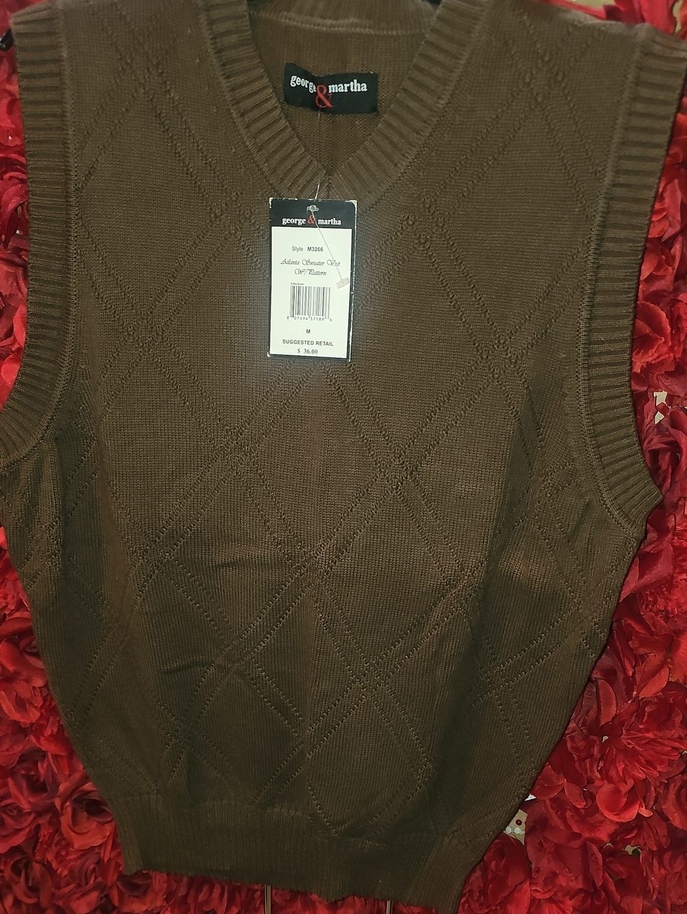 George & Martha NWT Brown Diamond Knit V-Neck Sweater Vest Size Medium